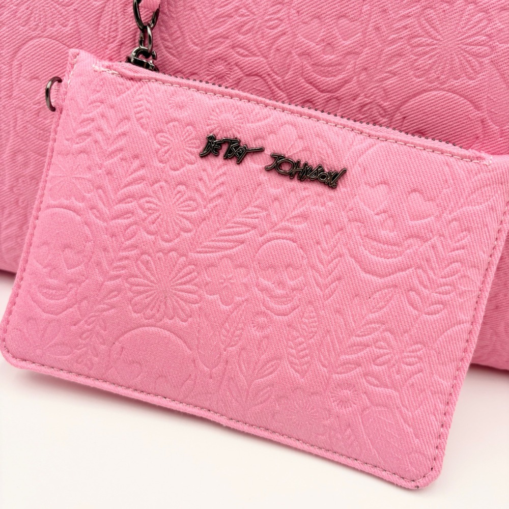 Betsey Johnson Pink Embossed Skull Tote Bag with Detachable Pouch New - Picture 3 of 14